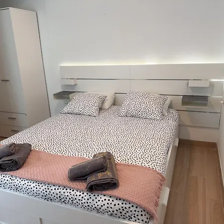 Blanca Villa *