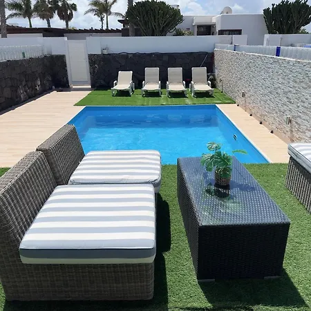 Blanca Villa